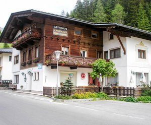 Gasthof Perfler und Ferienwohnung Dolomitenheim